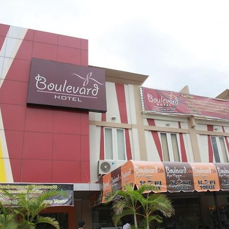 Boulevard Hotel มากาซาร์ ภายนอก รูปภาพ